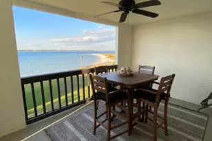 7453 Sunset Harbor Dr, Navarre, FL 32566 - Photo 7