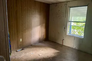 4977 Douglas Ferry Rd, Caryville, FL 32427 - Photo 11