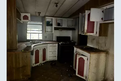 4977 Douglas Ferry Road, Caryville, FL 32427 - Photo 7