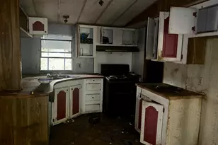 4977 Douglas Ferry Rd, Caryville, FL 32427 - Photo 7