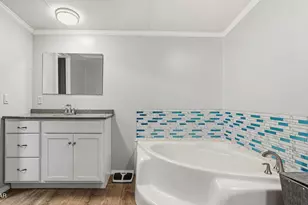 907 Court Martial Ranch Rd, Southport, FL 32409 - Photo 15