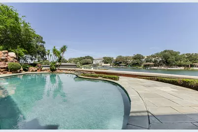 204 Laura Lane, Gulf Breeze, FL 32561 - Photo 31