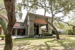 204 Laura Ln, Gulf Breeze, FL 32561 - Photo 7