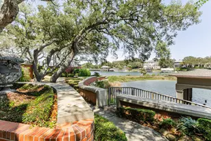 204 Laura Ln, Gulf Breeze, FL 32561 - Photo 39