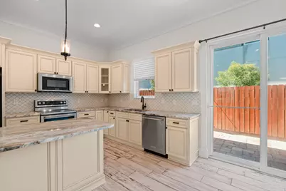 995 Airport Road #UNIT 25, Destin, FL 32541 - Photo 19