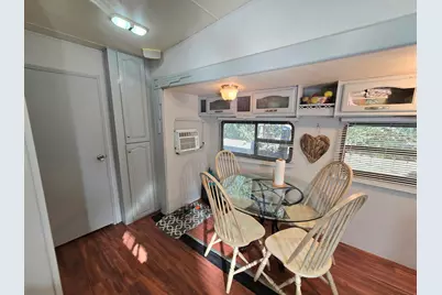 261 E Jonquil Avenue E, Defuniak Springs, FL 32433 - Photo 7