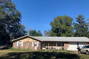 405 King St, Niceville, FL 32578 - Photo 1