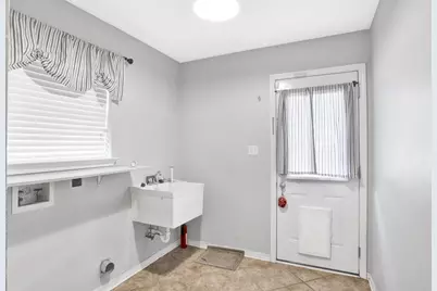 7604 Brewster Street, Navarre, FL 32566 - Photo 23