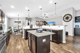 9119 Timber Ln, Navarre, FL 32566 - Photo 19