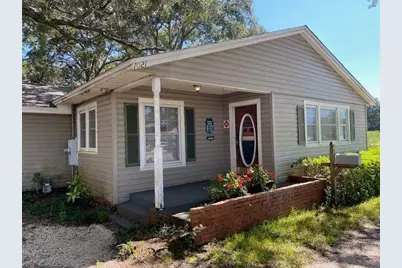 1021 NW Beal Parkway NW, Fort Walton Beach, FL 32547 - Photo 1