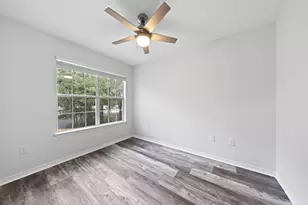 220 Fir Ave, Niceville, FL 32578 - Photo 13