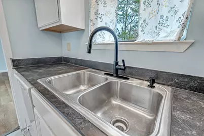 1421 Mixon Drive, Fort Walton Beach, FL 32547 - Photo 9