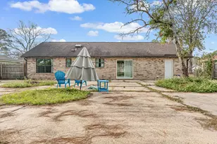 1421 Mixon Dr, Fort Walton Beach, FL 32547 - Photo 35
