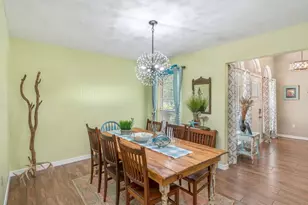 1190 Blackberry Cir, Baker, FL 32531 - Photo 7