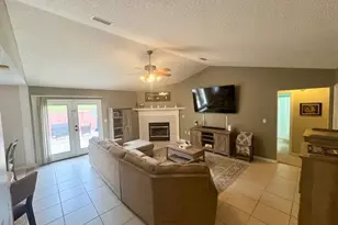 1308 Jeffrine Dr, Crestview, FL 32536 - Photo 3