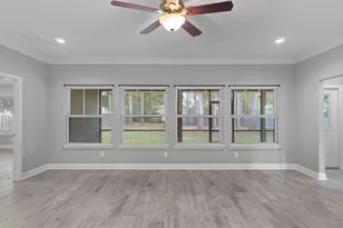 1015B Creel St, Fort Walton Beach, FL 32547 - Photo 11