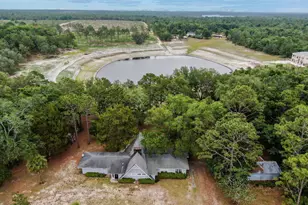 103 Pretty Pond Ln, Defuniak Springs, FL 32433 - Photo 9