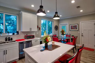 527 Maple Avenue, Niceville, FL 32578 - Photo 11