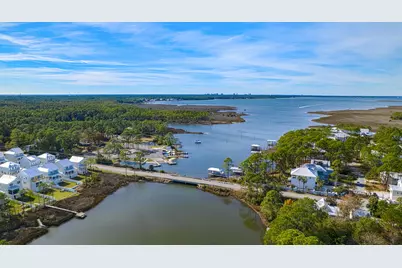 367 E Nursery Road E, Santa Rosa Beach, FL 32459 - Photo 13