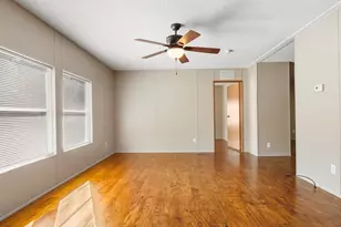 320 W Fernwood Ct W, Defuniak Springs, FL 32433 - Photo 9