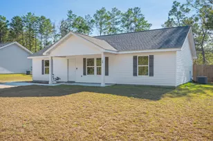68 E Iris Ln E, Defuniak Springs, FL 32433 - Photo 3