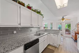 8875 Cagle Dr, Navarre, FL 32566 - Photo 19