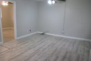 109 SE Chicago Ave SE, Fort Walton Beach, FL 32548 - Photo 3