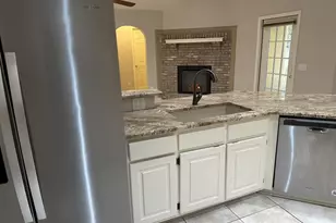 1933 Sparrow Ln, Navarre, FL 32566 - Photo 9