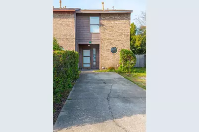 419 NW Hollywood Boulevard #A, Fort Walton Beach, FL 32548 - Photo 1