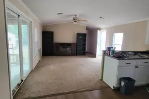 42 White Creek Rd, Ponce de Leon, FL 32455 - Photo 17