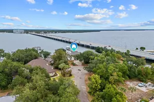 101 Harbour Pointe Dr, Lynn Haven, FL 32444 - Photo 53