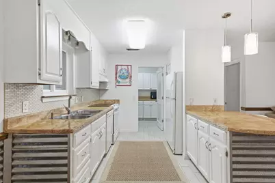 7506 N Shores Drive N, Navarre, FL 32566 - Photo 11