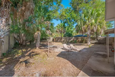 226 NE Beachview Drive NE, Fort Walton Beach, FL 32547 - Photo 21