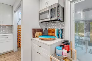 2037 Lewis Turner Blvd, Fort Walton Beach, FL 32547 - Photo 23