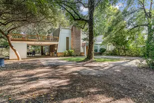 2037 Lewis Turner Blvd, Fort Walton Beach, FL 32547 - Photo 5