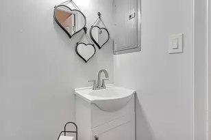 2037 Lewis Turner Blvd, Fort Walton Beach, FL 32547 - Photo 27