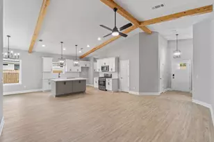 8310 Vickie St, Pensacola, FL 32514 - Photo 21