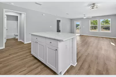 5327 B Kervin Road, Crestview, FL 32539 - Photo 17