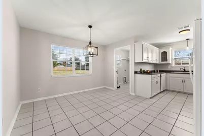 9110 Sunshine Drive, Youngstown, FL 32466 - Photo 17