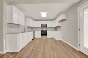 537 N 11th Street N, Panama City, FL 32404 - Photo 3