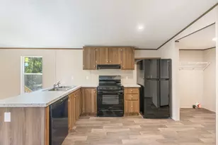 12791 Christy Ave, Fountain, FL 32438 - Photo 23