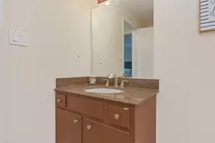 2401 Roberts Dr, Niceville, FL 32578 - Photo 33