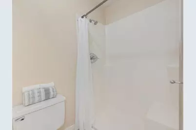 2401 Roberts Drive, Niceville, FL 32578 - Photo 27