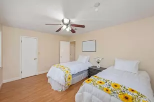 2401 Roberts Dr, Niceville, FL 32578 - Photo 31