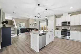 2339 Hadleigh Hills Ct, Navarre, FL 32566 - Photo 15