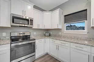 2339 Hadleigh Hills Ct, Navarre, FL 32566 - Photo 13