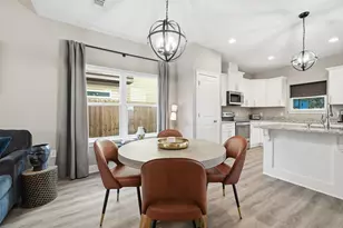 2339 Hadleigh Hills Ct, Navarre, FL 32566 - Photo 9