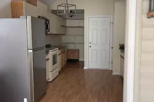 810 Fairway Lakes Dr, Niceville, FL 32578 - Photo 9