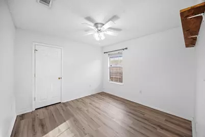 9655 Parker Lake Circle, Navarre, FL 32566 - Photo 25