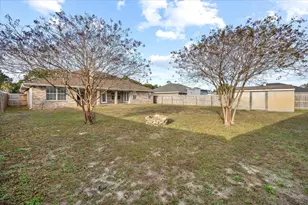 9655 Parker Lake Cir, Navarre, FL 32566 - Photo 35